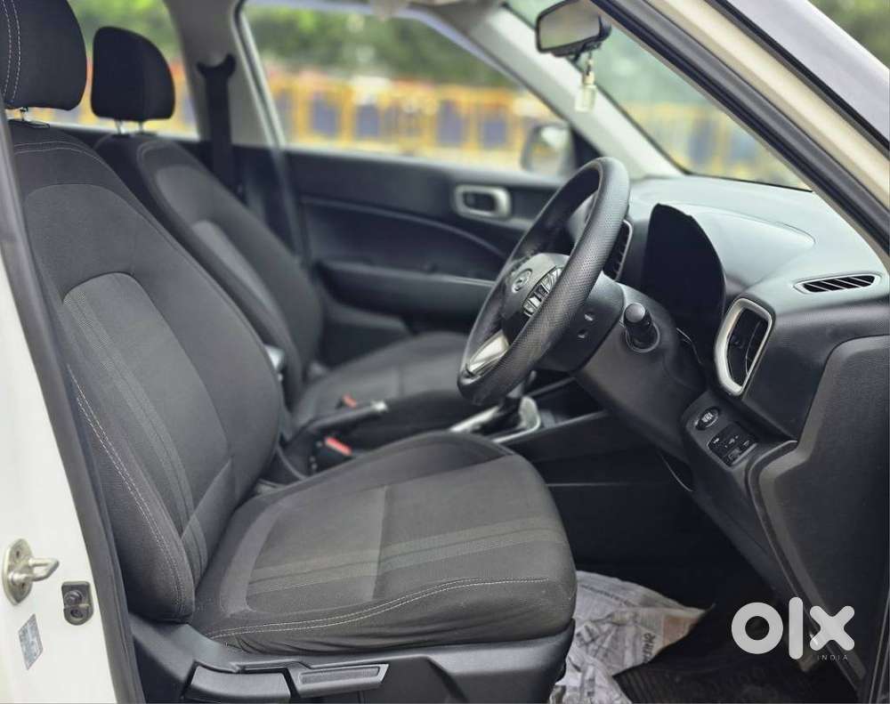 Hyundai Venue Sx Plus Turbo Dct, 2020, Petrol