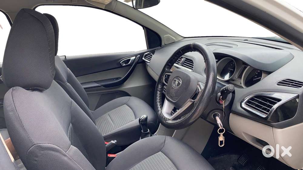 Tata Tiago 1.2 Revotron Xz, 2016, Petrol