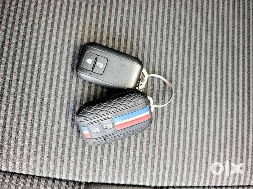 Maruti Suzuki Xl6 1.5 Zeta Mt, 2021, Petrol