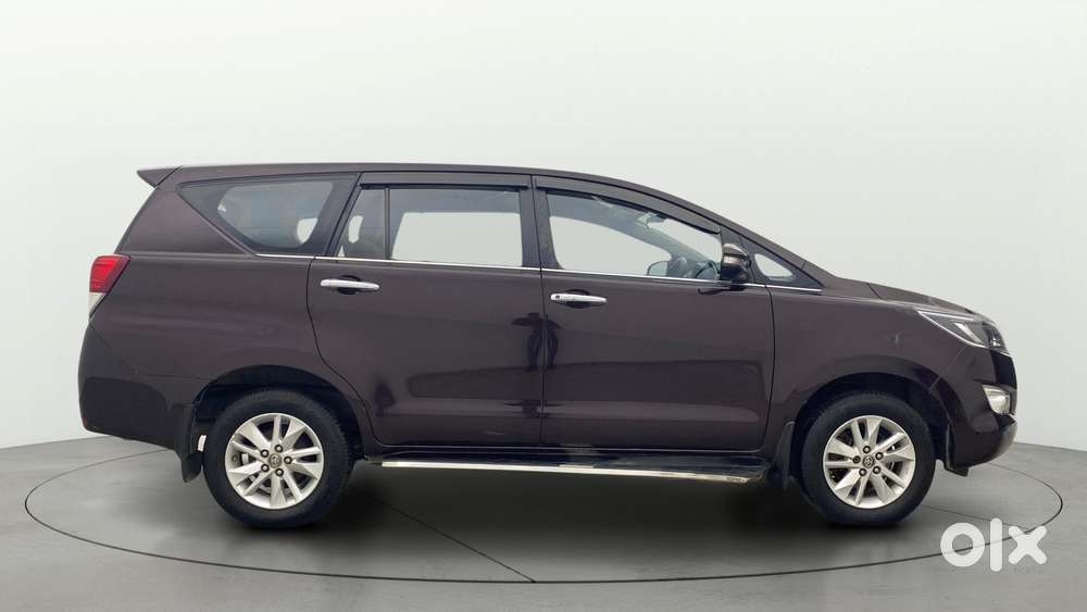 Toyota Innova Crysta 2.4 Vx Mt, 2017, Diesel