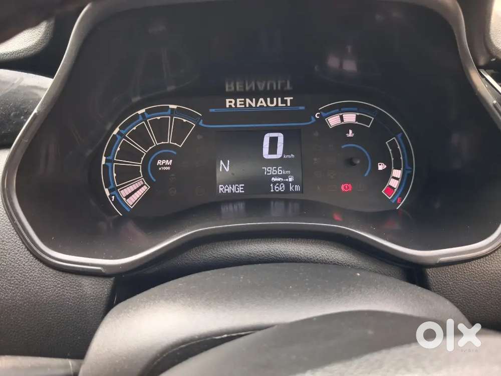 Renault Triber Rxt Amt 2023