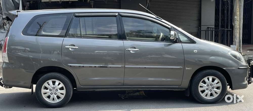Toyota Innova 2.5 Vx 8 Str, 2009, Diesel