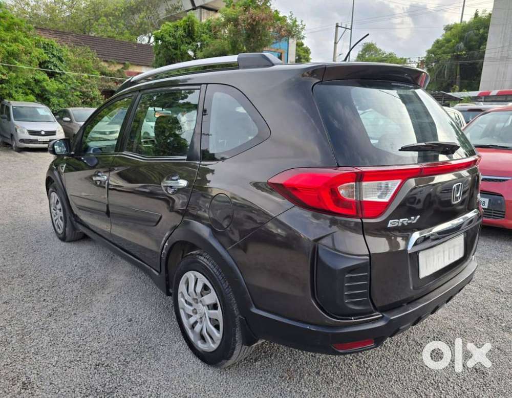 Honda Br-v I-vtec V Cvt, 2017, Petrol