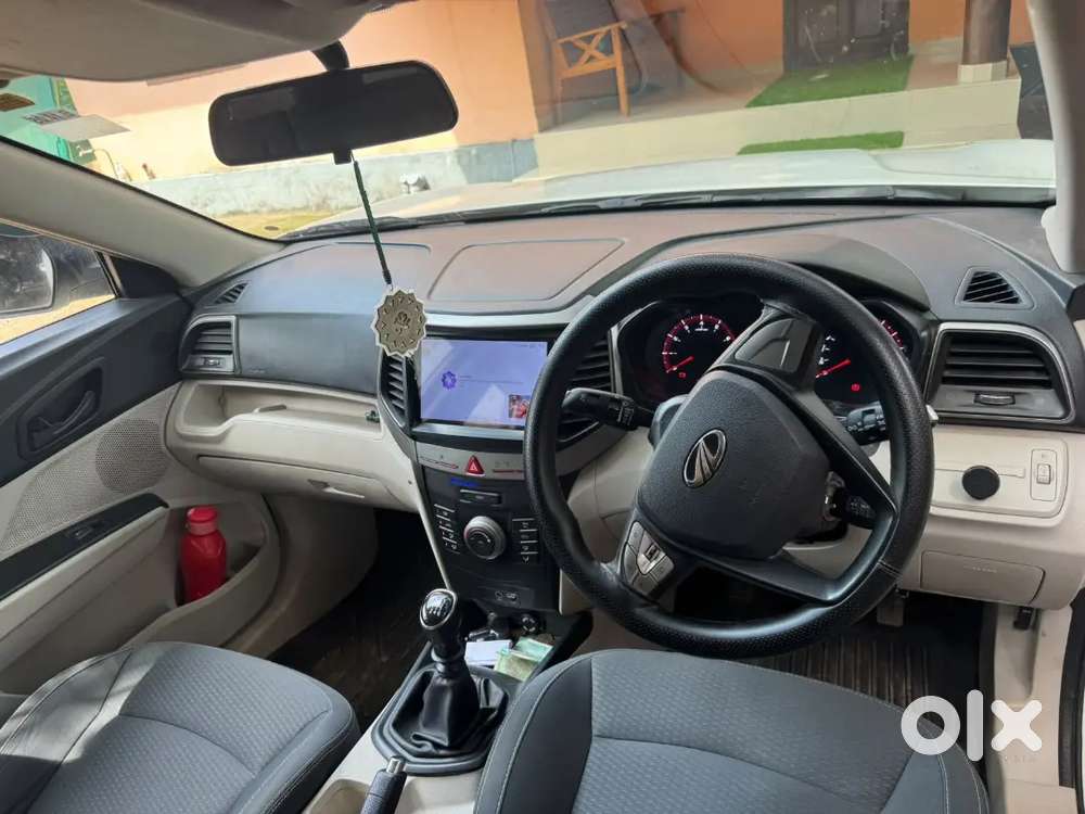 Mahindra Xuv300 2019 Petrol Well Maintained