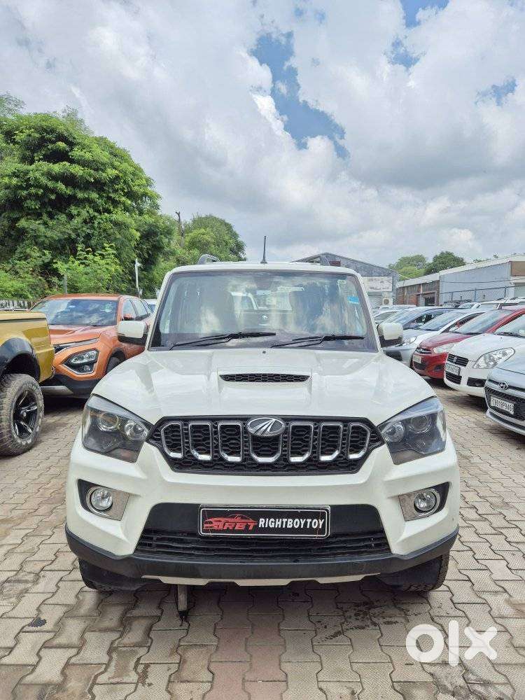 Mahindra Scorpio S11 Mt 7s, 2021, Diesel