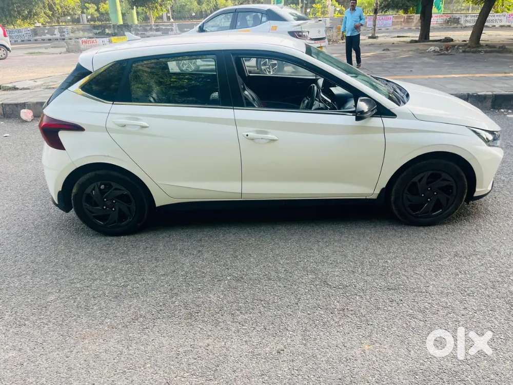 Hyundai New I20 2022 Petrol 90000 Km Driven