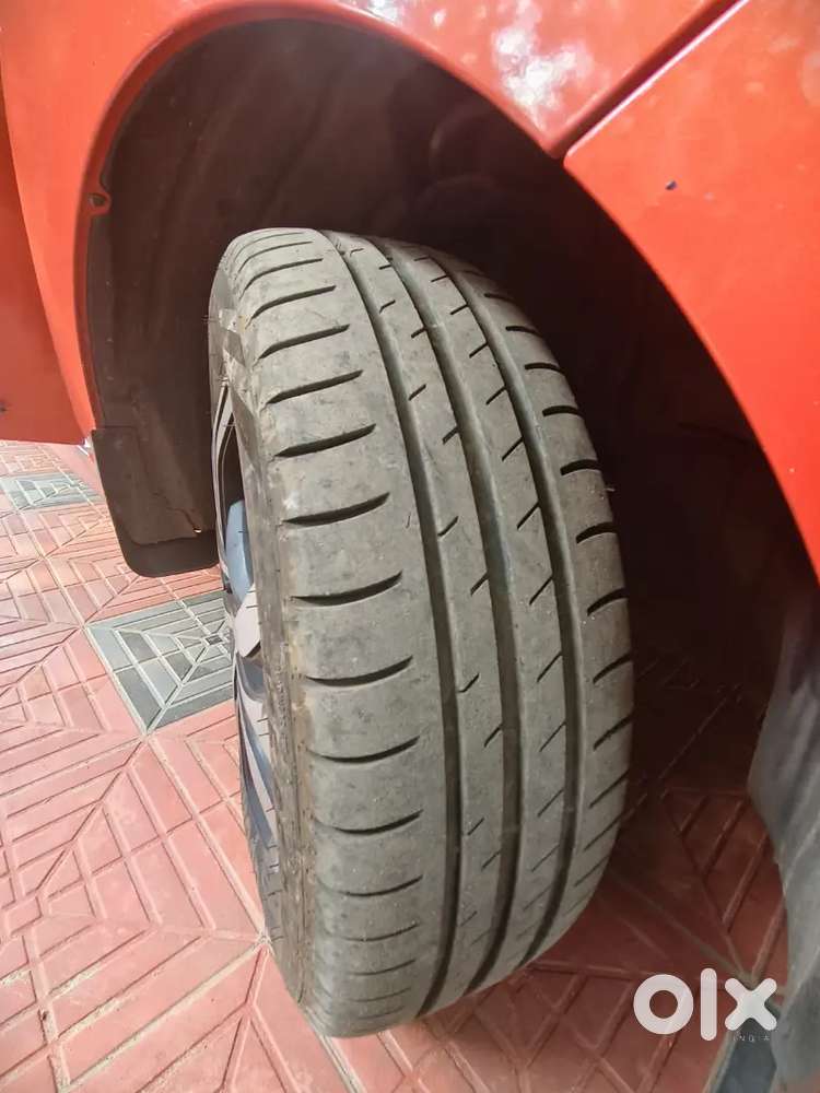 Single Owner Tata Tiago Xz 2020 Showroom Maintained New Clutch & Tyres
