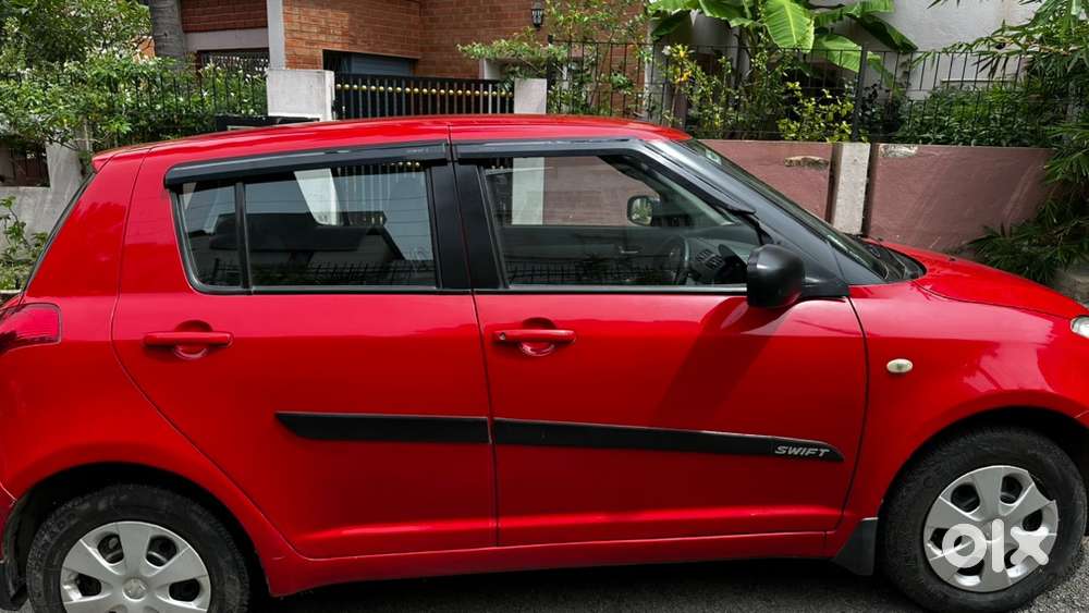Maruti Suzuki Swift Petrol 2010