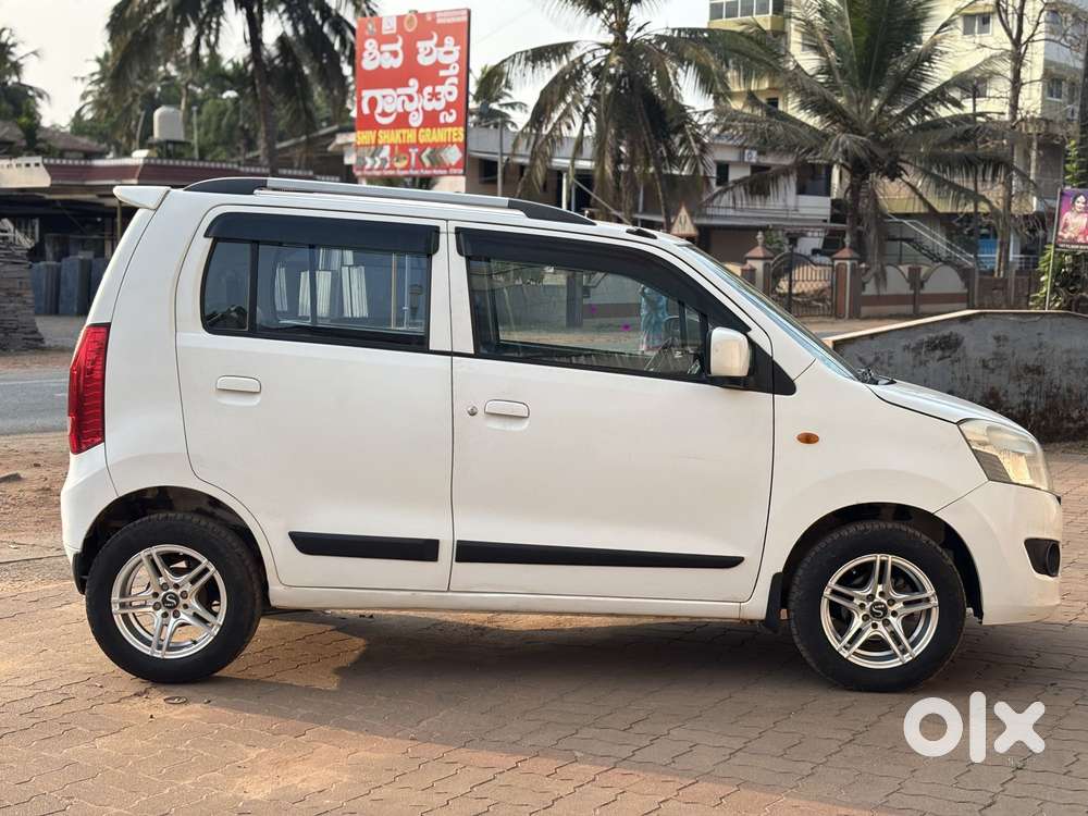Maruti Suzuki Wagon R Amt Vxi, 2017, Petrol