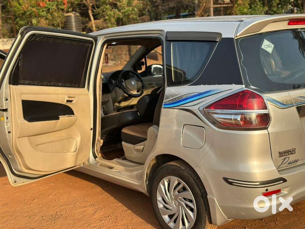 Maruti Suzuki Ertiga 2015 Cng And Petrol.