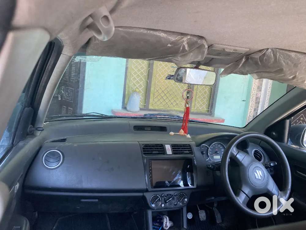 Maruti Suzuki Swift 2010 Petrol 90000 Km Driven