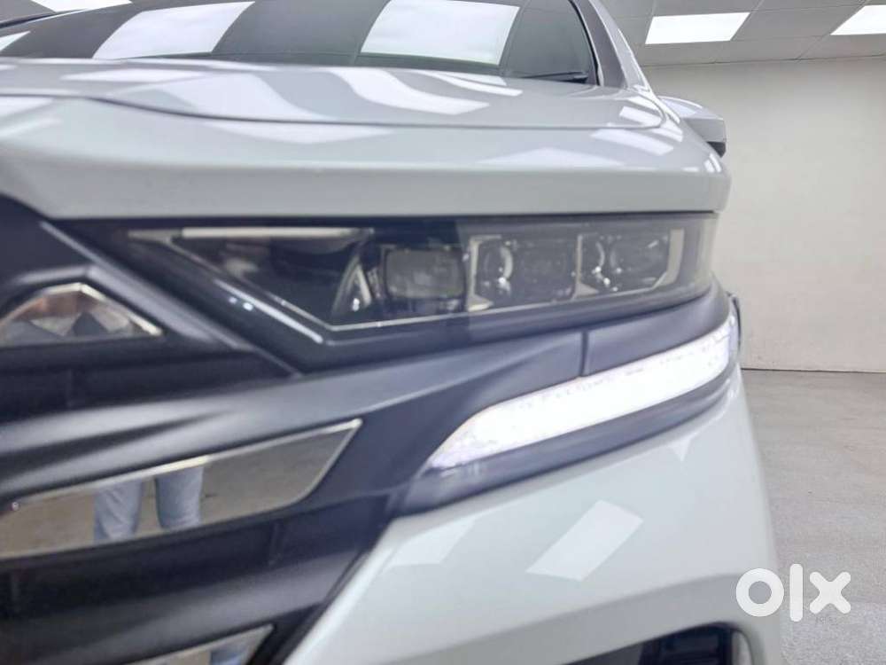Toyota Vellfire Vip – Executive Lounge, 2024, Petrol