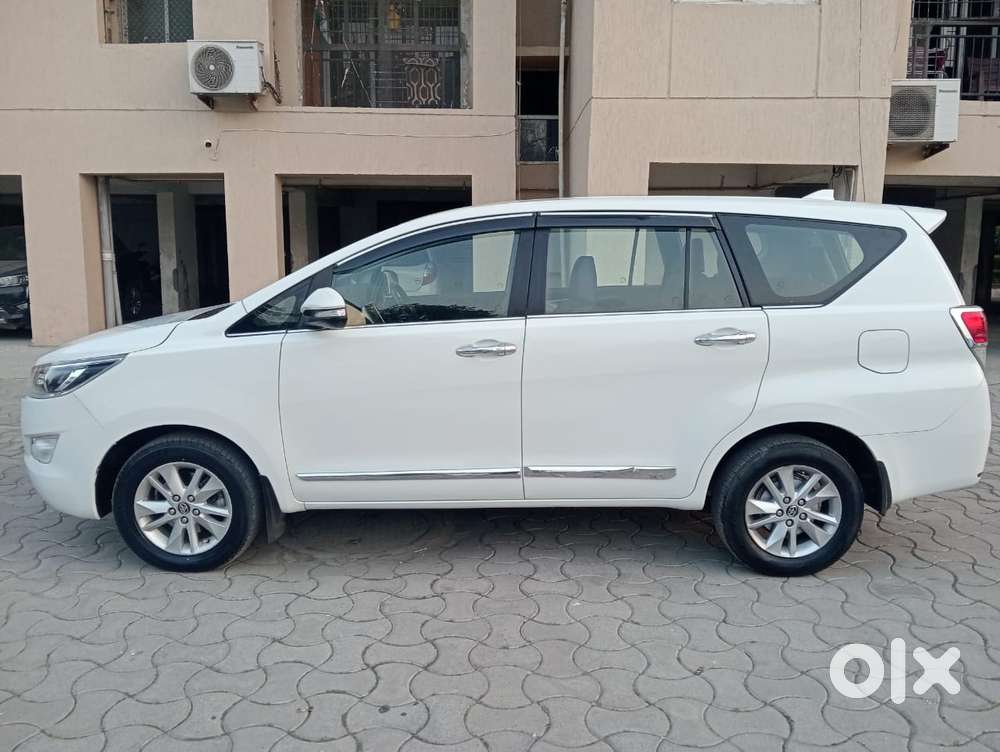 Toyota Innova Crysta Zx 2.4 Diesel 7 Seater, 2017, Diesel