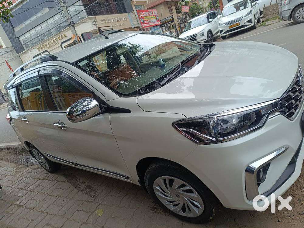 Maruti Suzuki Ertiga 1.4 Vxi Cng Anniversary Edition, 2023, Cng & Hy..