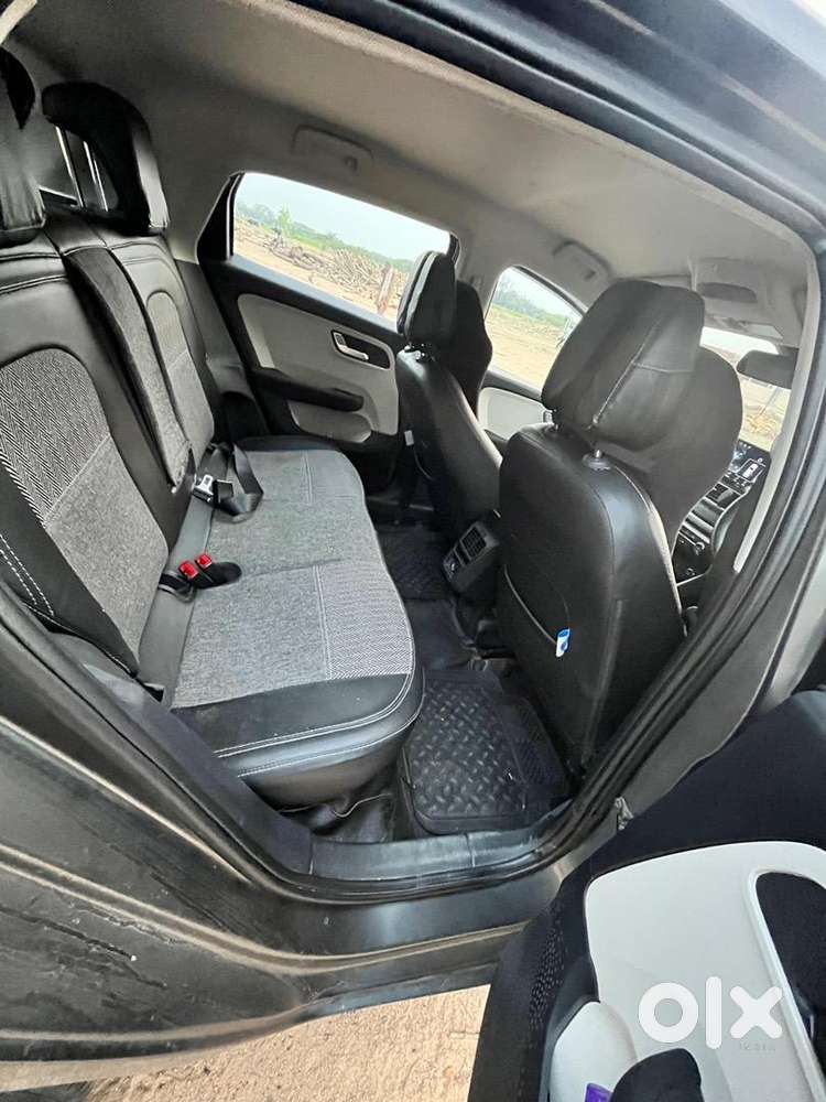 Tata Altroz Petrol Good Condition