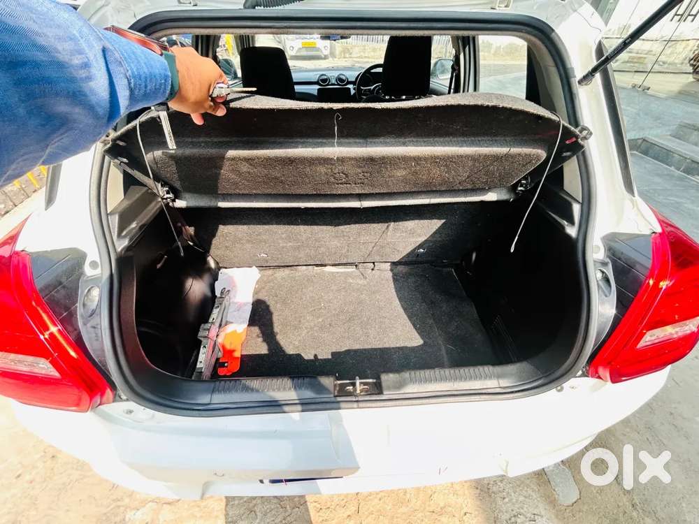 Maruti Suzuki Swift Vxi, 2022, Petrol