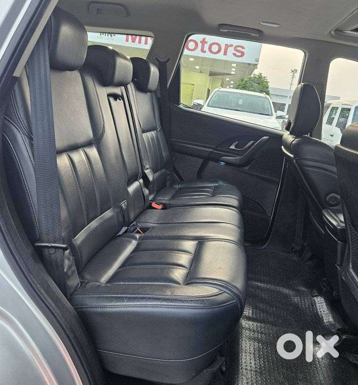 Mahindra Xuv500 At W10 Fwd, 2018, Diesel