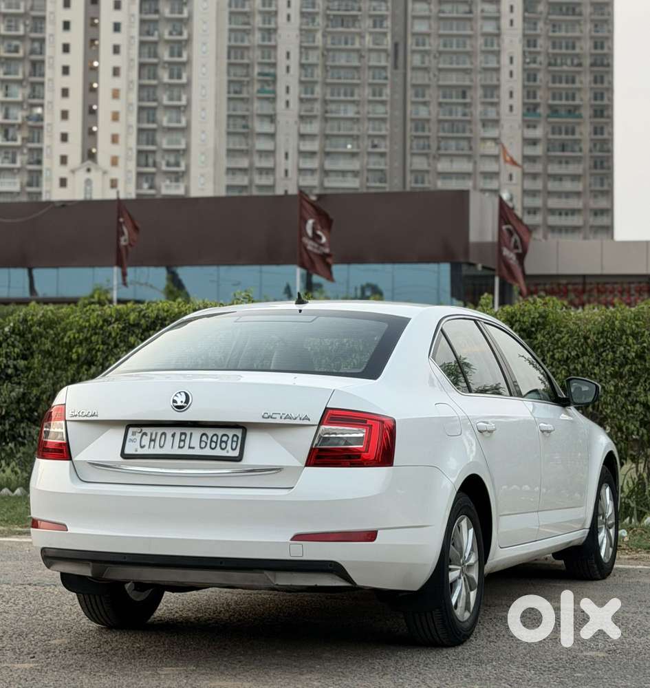 Skoda Octavia Ambition 2.0 Tdi At, 2016, Diesel
