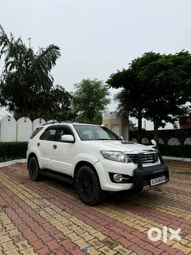 Toyota Fortuner 2015 Manual Diesel Suv