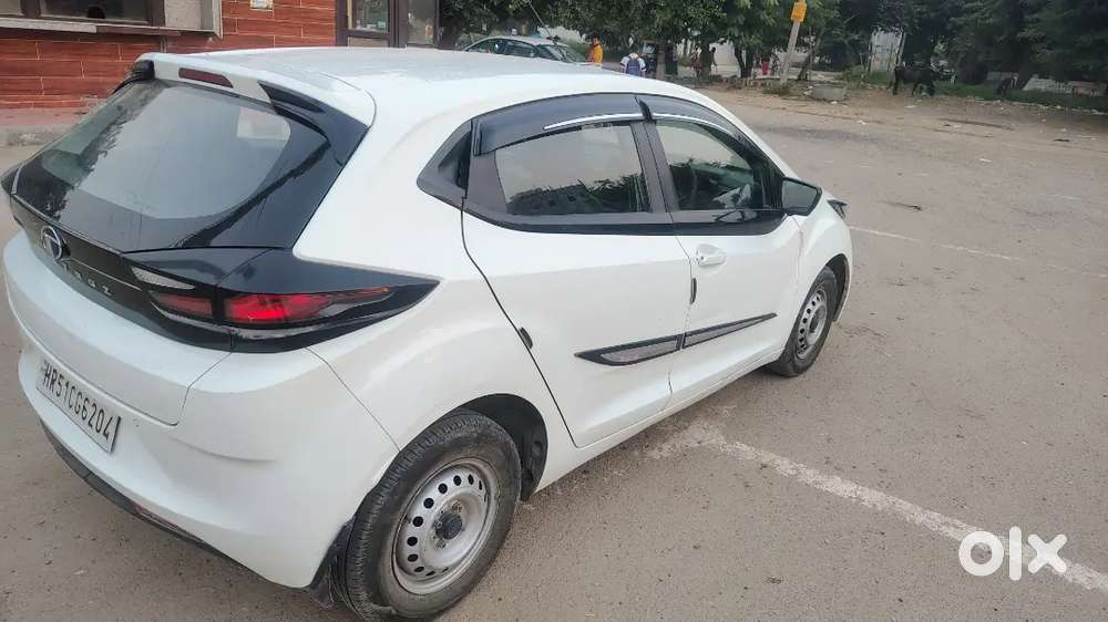Tata Altroz 1.2 Petrol 2022