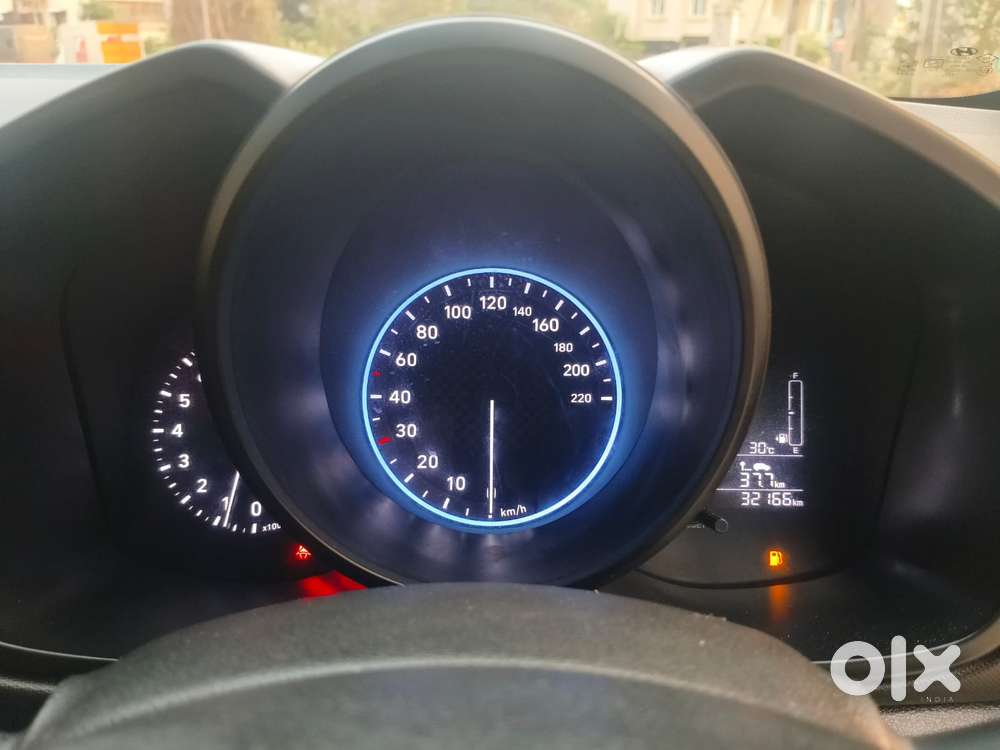 Hyundai Venue 1.2 S (o), 2022, Petrol