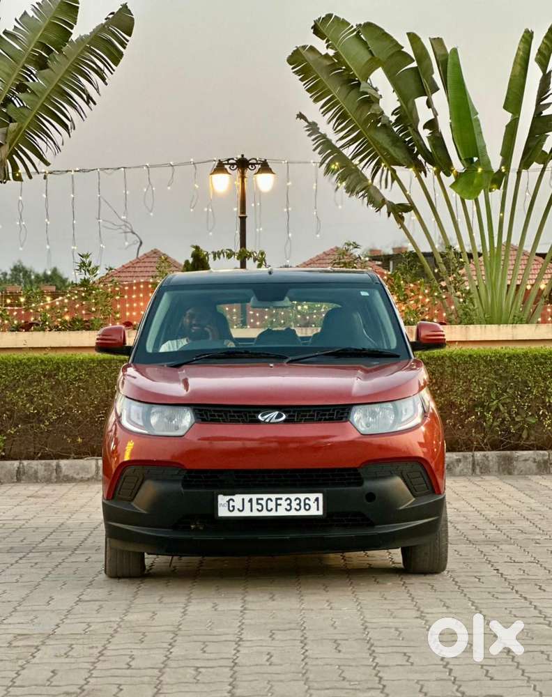 Mahindra Kuv 100