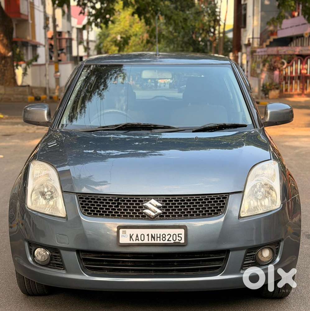 Maruti Suzuki Swift Vvt Zxi, 2011, Petrol