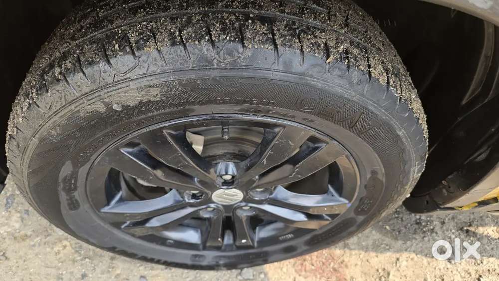 Maruti Suzuki Breeza Zdi Plus In Fully Maintained With Good Millage