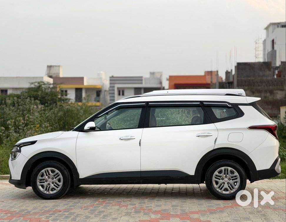 Kia Carens, 2023