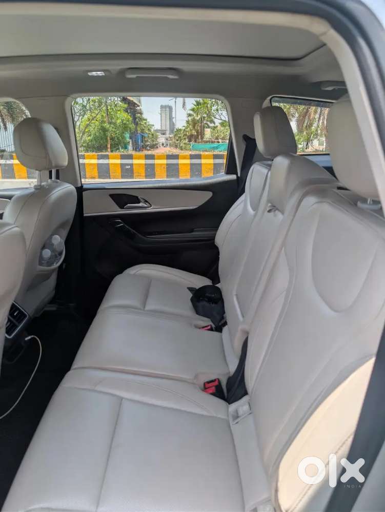 Mahindra Xuv700 Diesel Mt 2022