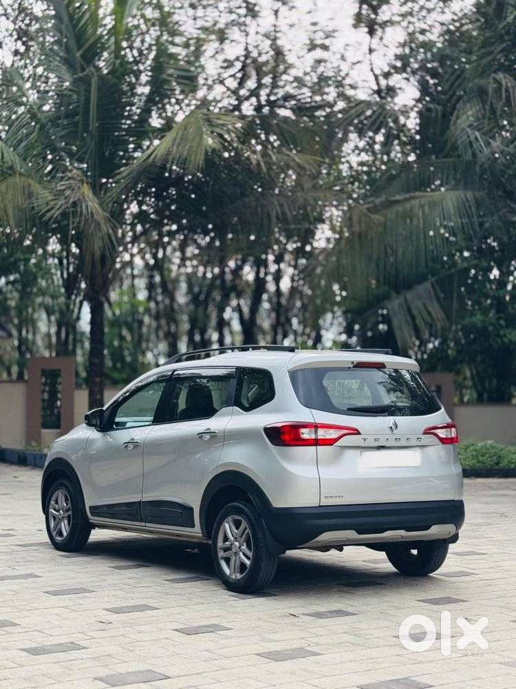 Renault Triber Rxz, 2024, Petrol