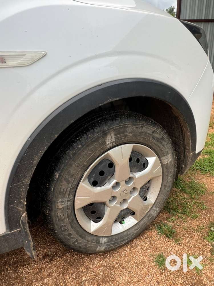 Mahindra Xuv300 Petrol 2024