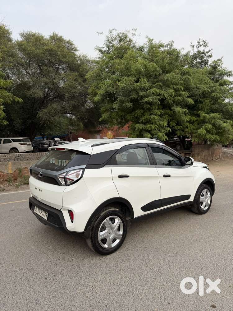 Tata Nexon 1.2 Revotron Xm (s), 2020, Petrol