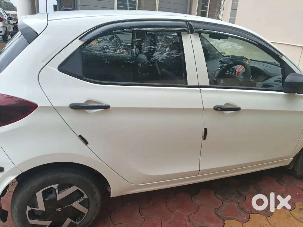 Tata Tiago Xm Petrol 2025