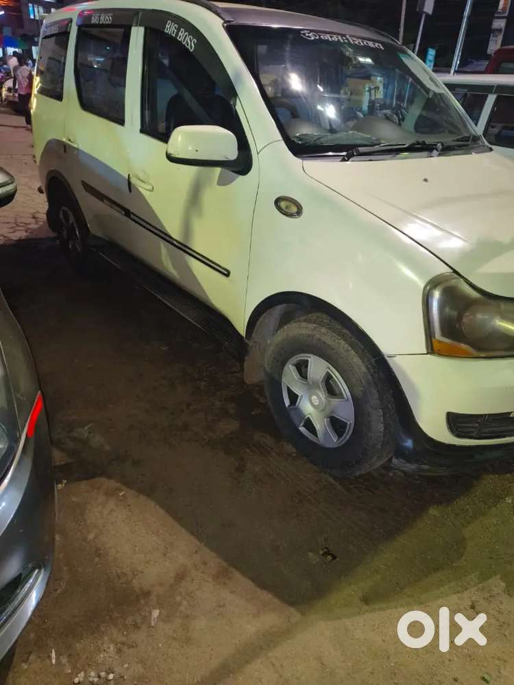 Mahindra Xylo 2012