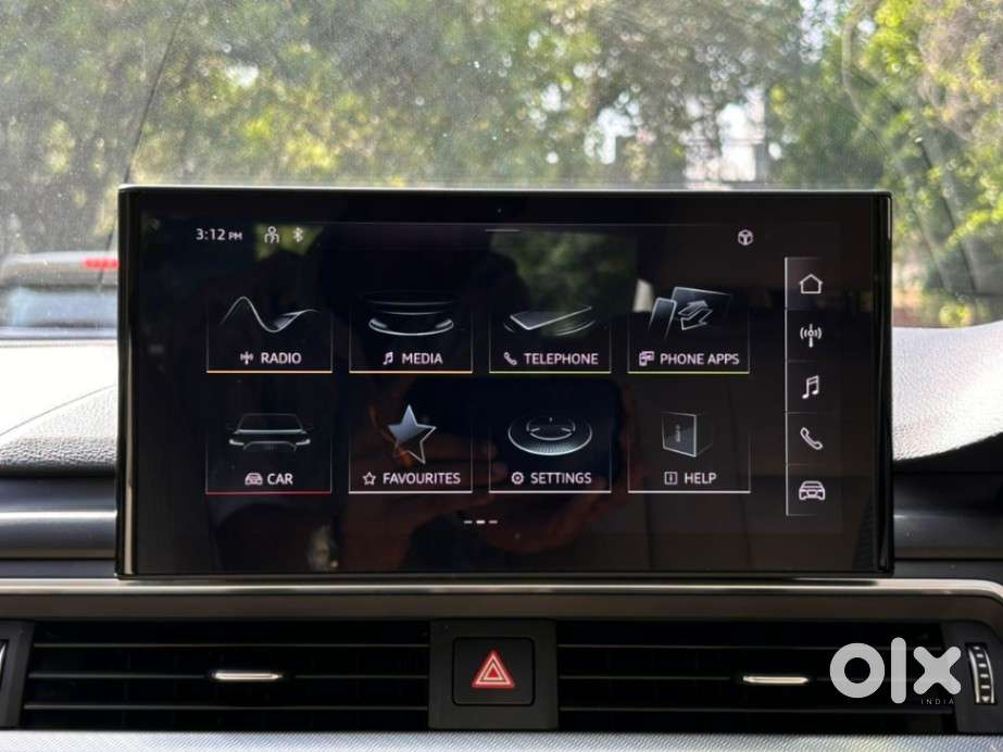 Audi A4 1.8 35 Tfsi Premium Plus, 2026, Petrol