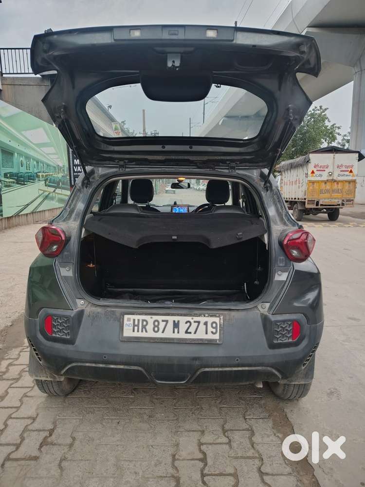 Tata Punch Accomplished, 2023, Petrol