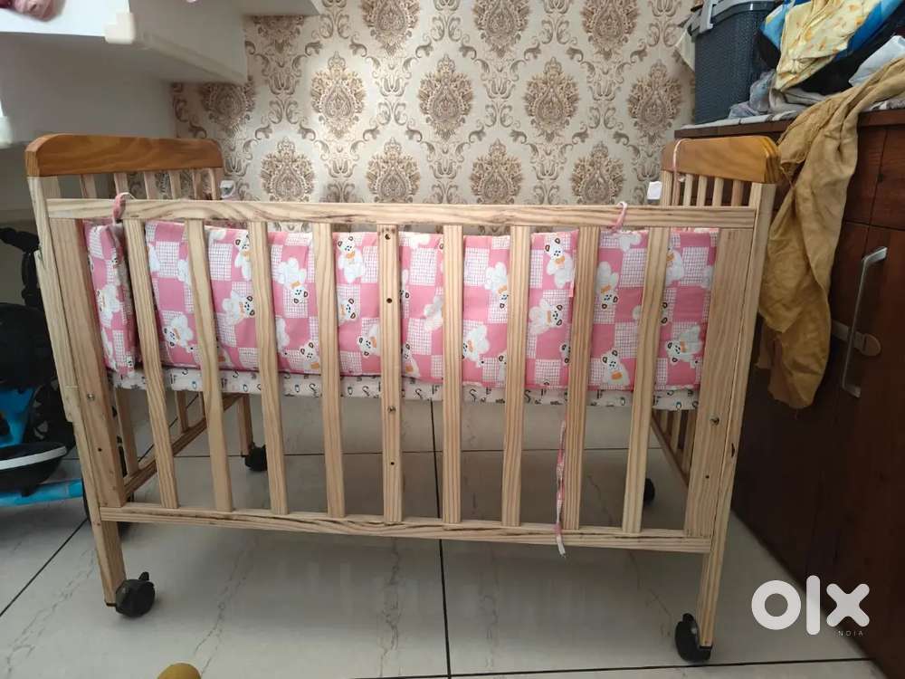 baby cot bed