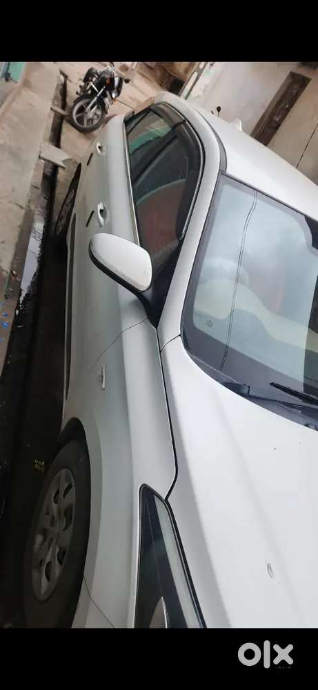 I20, Single Owner, Low Run Car. We'll Maintained