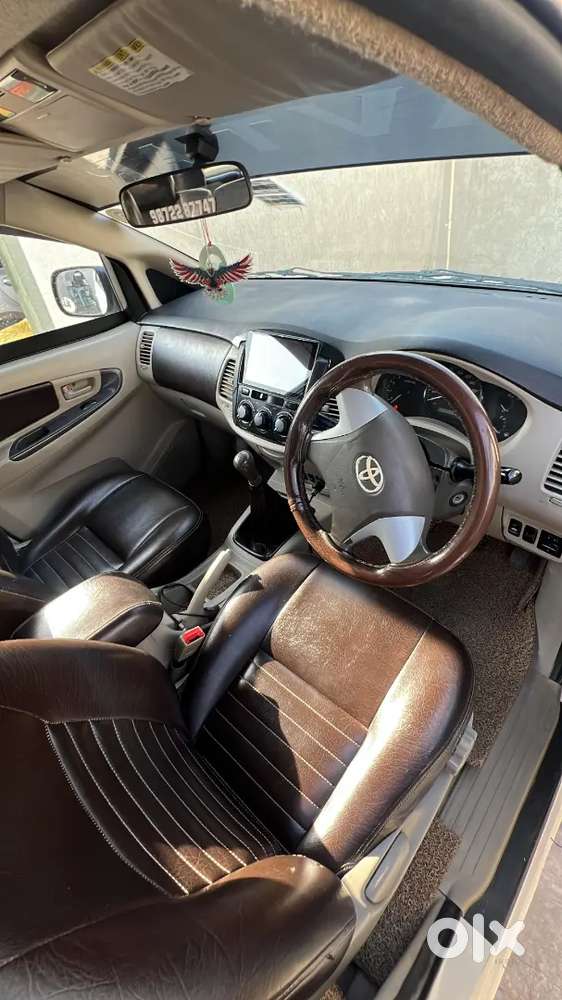Toyota Innova 2014