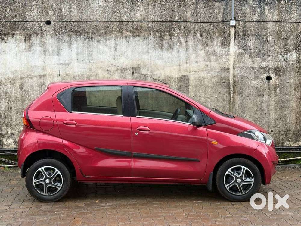 Datsun Redigo Gold Limited Edition, 2016, Petrol