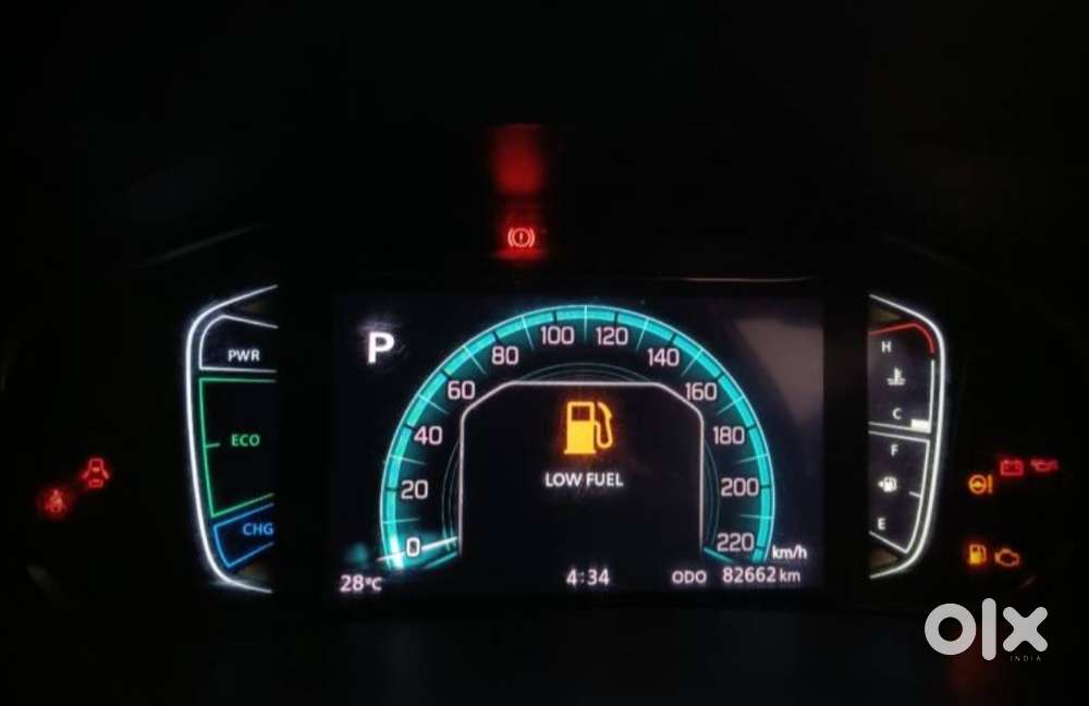 Toyota Urban Cruiser Hyryder 1.5 V Hybrid, 2023, Petrol