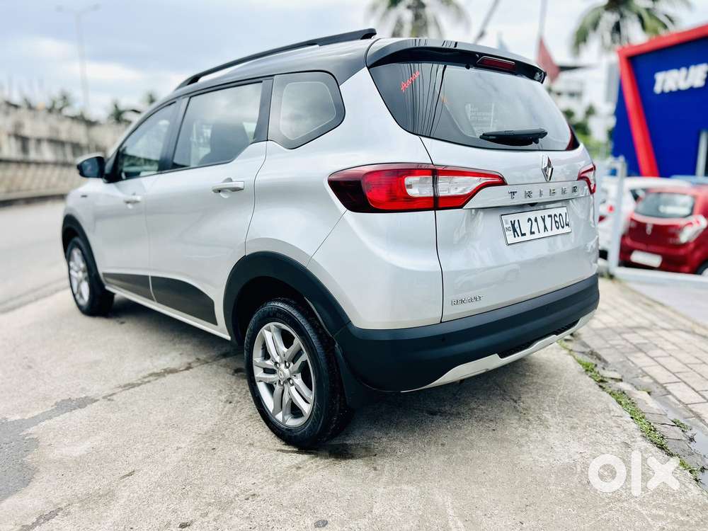 Renault Triber Rxz, 2022, Petrol