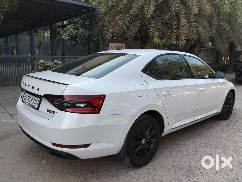 Skoda Superb Sportline 1.8 Tsi At, 2021, Petrol