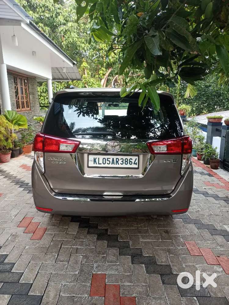 Toyota Innova Crysta Original Kerala 2018 Diesel 123000 Km