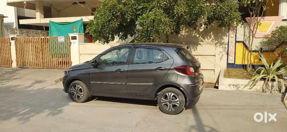 Tata Tiago 2024 Petrol Well Maintained