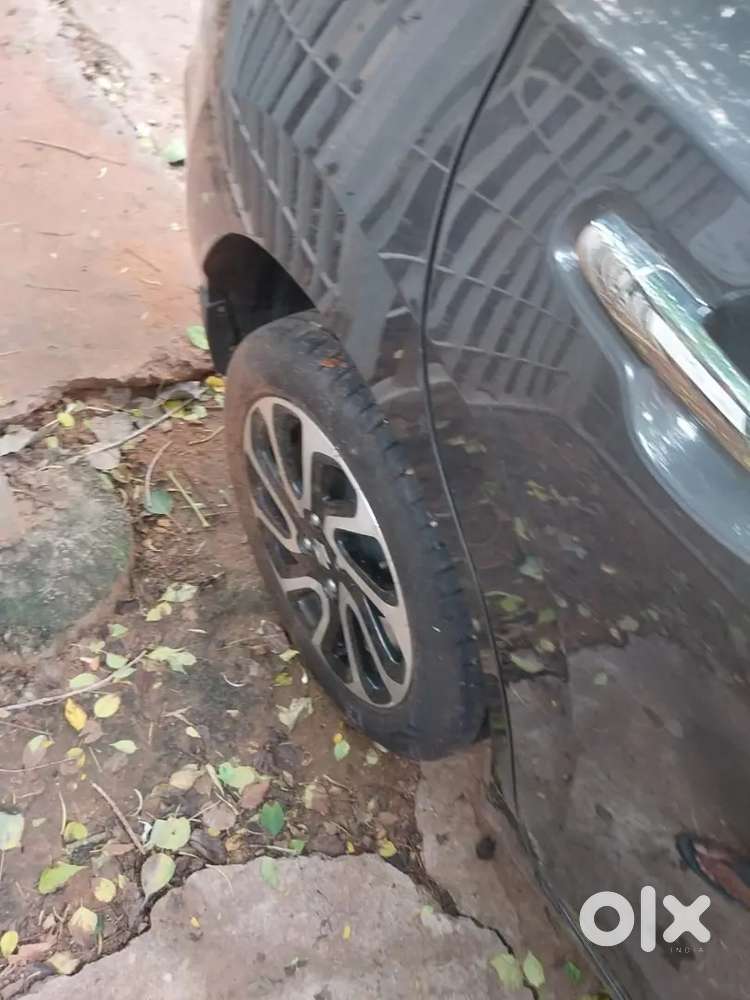 Alfa Topend Neatlyysed Car