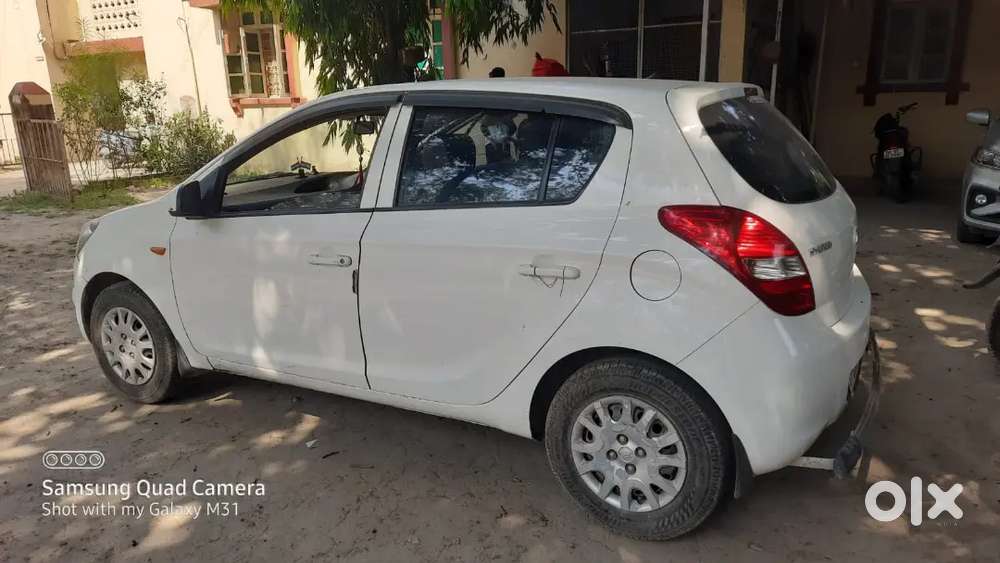 Hyundai I20 2012 Petrol 74000 Km Driven