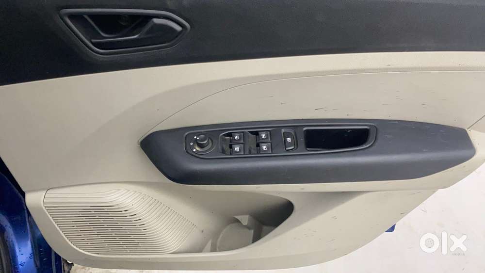 Renault Triber Rxt, 2019, Petrol