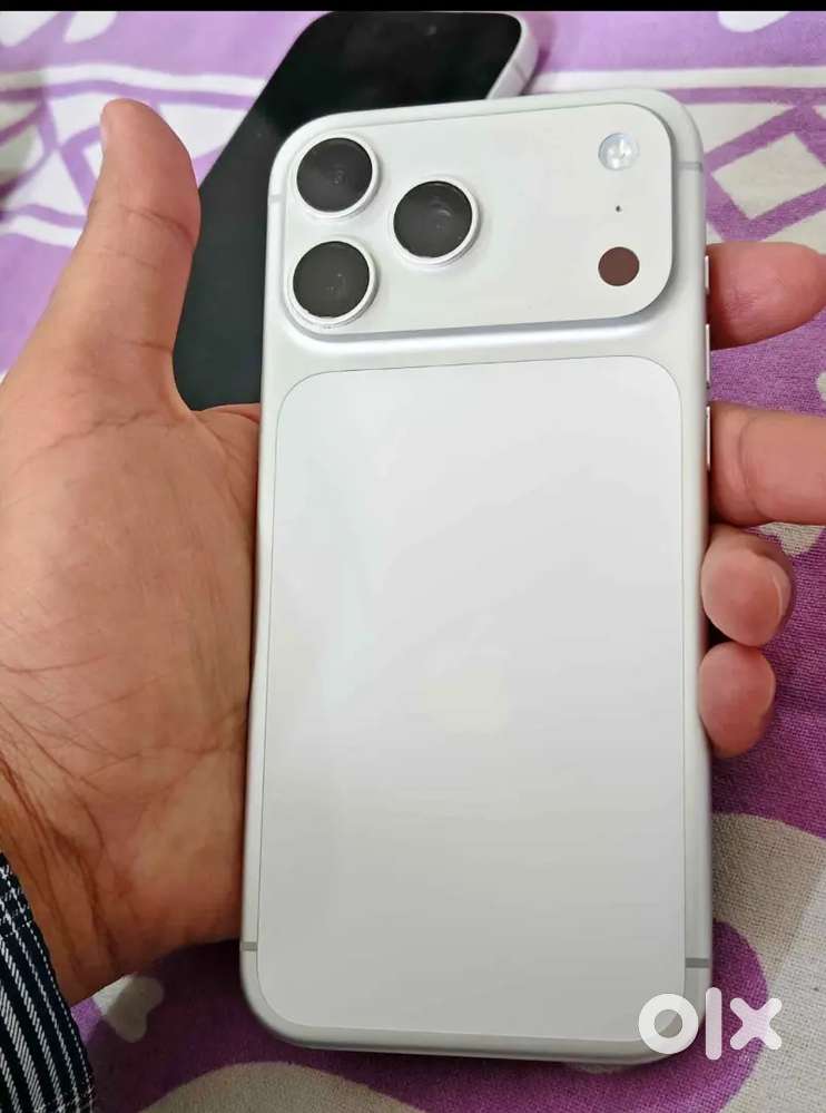 i phone 17 pro max 256 gb brand new condition